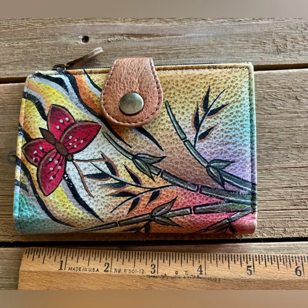 Artistic Anuschka leather hand painted wallet - Picture 14 of 16